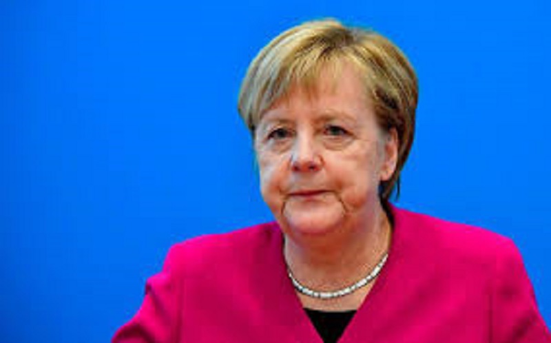 Navalny confirme une «rencontre privée» avec Angela Merkel