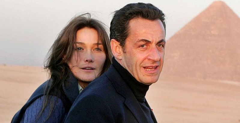 Nicolas Sarkozy : en plein direct de sa femme, Carla Bruni, il s’incruste et crée la surprise (vidéo)