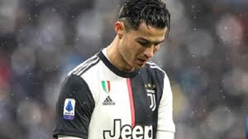 Coupe d’Italie : quand Luca Toni tacle Cristiano  Ronaldo