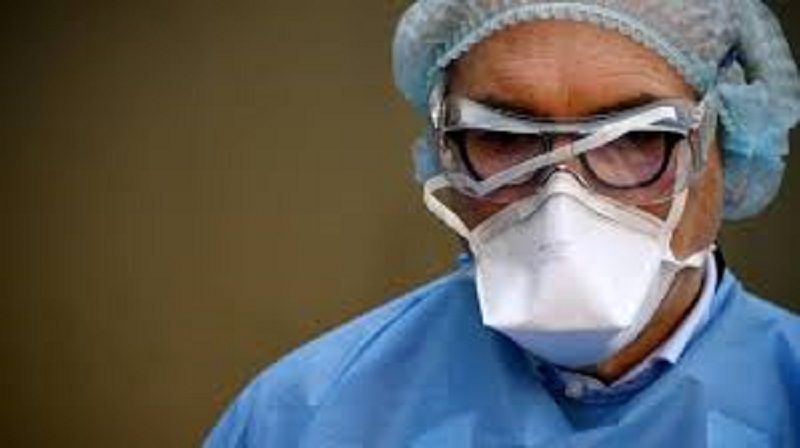 Coronavirus : ce médecin refuse les patients masqués ; la raison