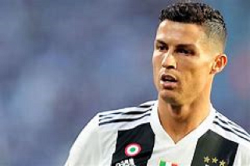 Mercato : Cristiano Ronaldo  douche  les ambitions  du  PSG