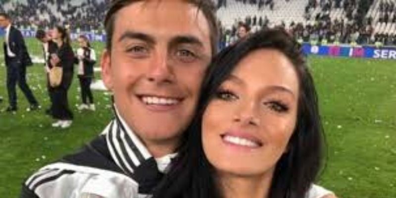 Juventus / Coronavirus : la femme de Dybala dément la rumeur autour de son mari