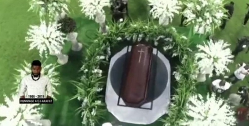 Côte d’Ivoire : Ange Didier Houon (Dj Arafat) en route pour le cimetière de Williamsville !