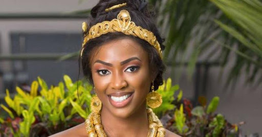 « On dirait un ange noir, mince sans bassin… », Suy Fatem l’ancienne miss Côte d’Ivoire allume les internautes avec cette photo hyper sexy d’elle