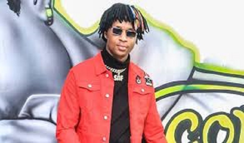Safarel Obiang : le chanteur débarque et crée un scandale pendant une émission où Ariel Sheney était invité