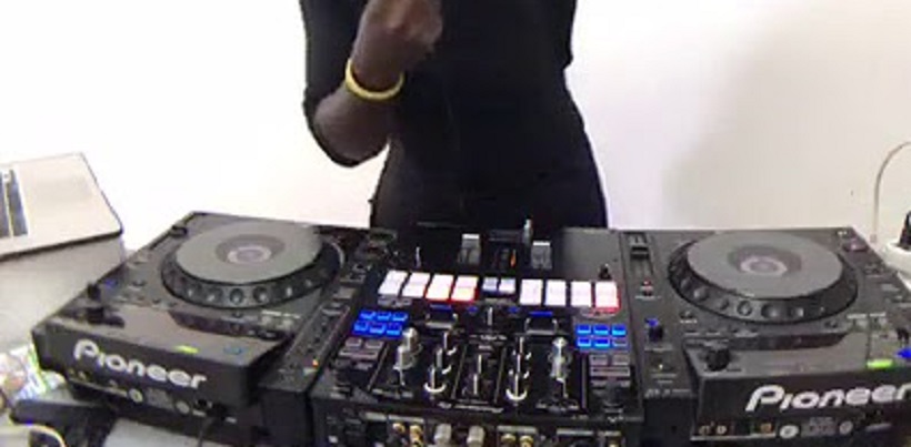 Côte d’Ivoire : Un DJ tué à coups de pilon par sa grande sœur