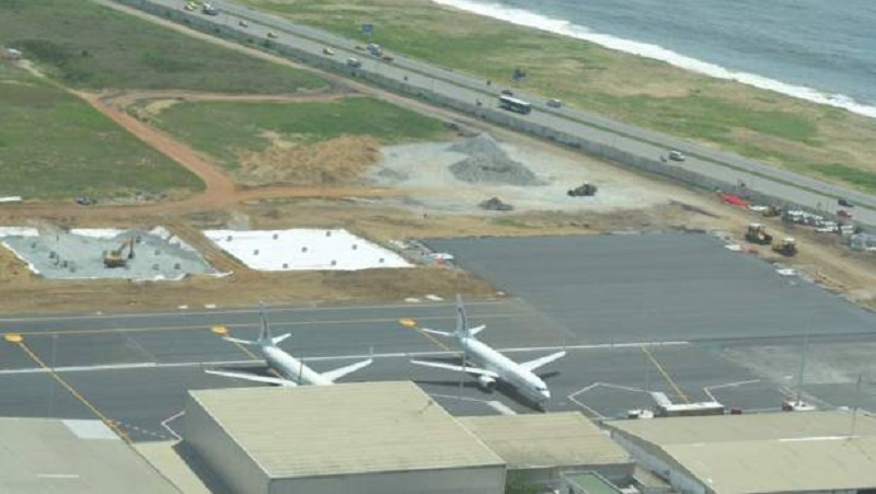 Côte d’Ivoire : après la découverte du corps sans  vie d’un adolescent à l’atterrissage d’un avion, les populations expulsées près de l’aéroport d’Abidjan