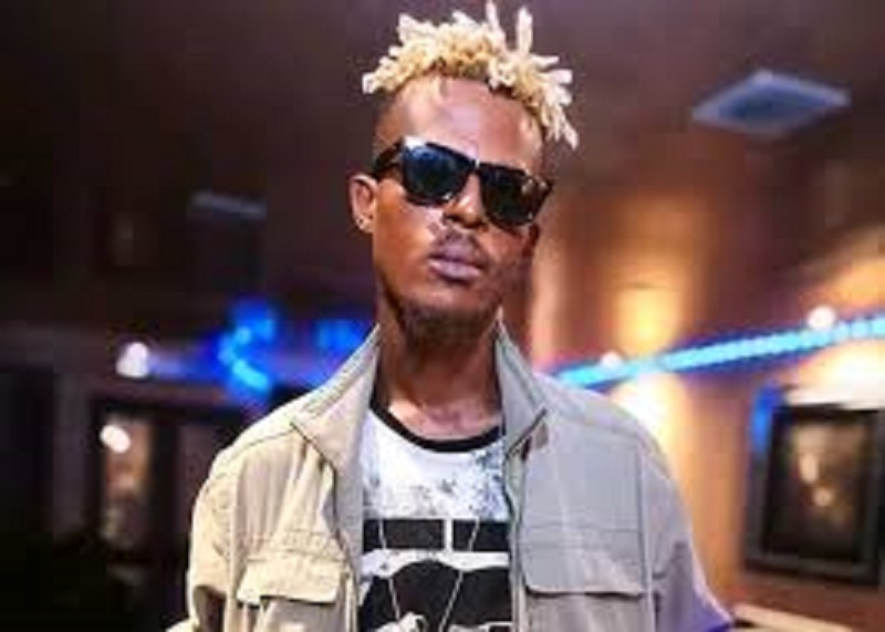 Dj Deversailles atterrit à Dubaï (photos)