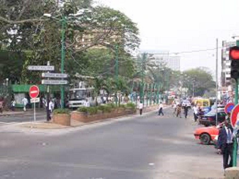 Côte d’Ivoire : le couvre-feu à Abidjan levé dès vendredi