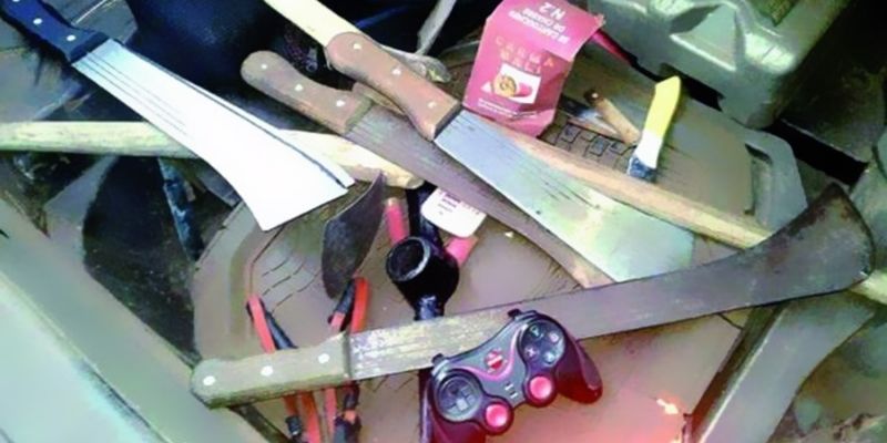 Côte d’Ivoire : les brutales bagarres à la machette devenues habituelles au lycée municipal d’Issia