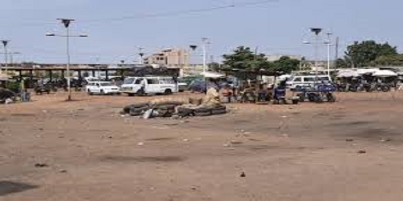 Togo / Covid-19 : à la gare routière d’Agbalépédogan, des chauffeurs dans l’attente de regagner leur famille