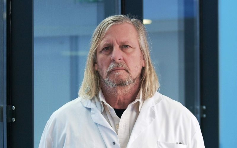 Covid-19 : Didier Raoult au cœur d’une nouvelle polémique, « le gel ne sert à rien »