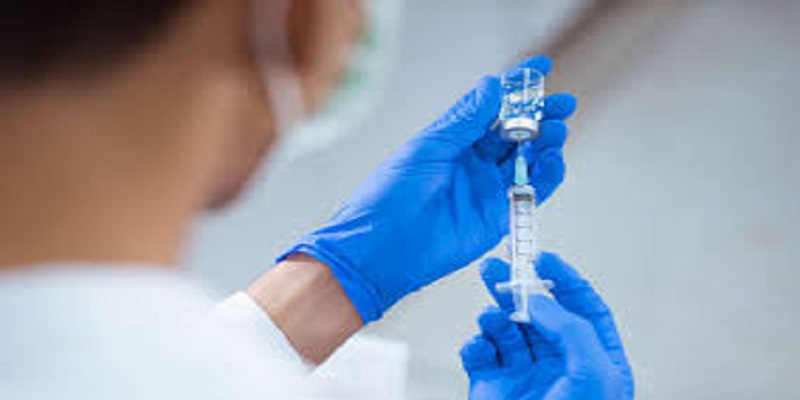 Covid-19 / Spoutnik V : le vaccin russe sera proposé sous 2 formes