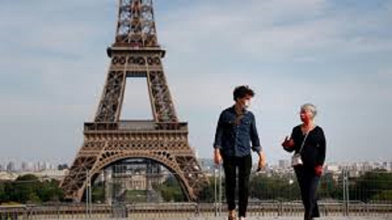 Paris : la Ville lumière attire beaucoup moins les riches