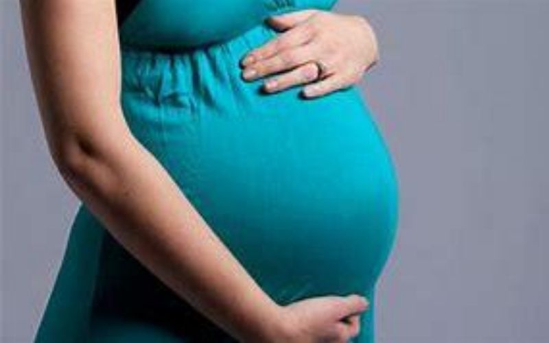 OMS / Covid-19 : ce vaccin que les femmes enceintes doivent éviter