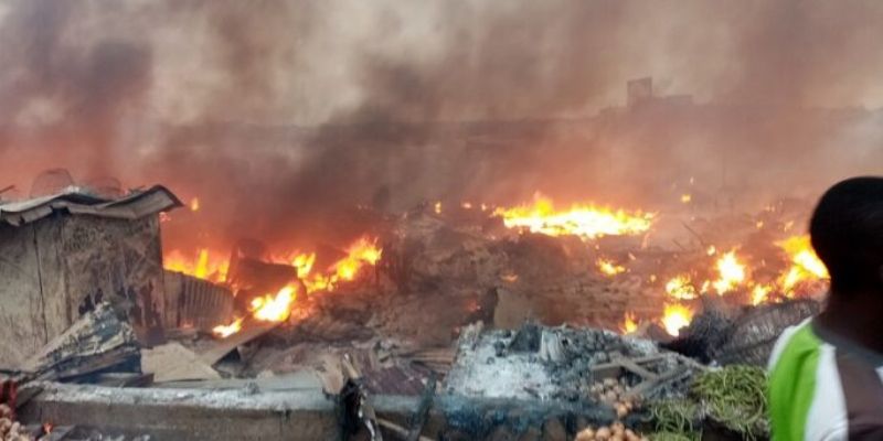 Côte d’Ivoire : Le grand marché de Bouaké incendié