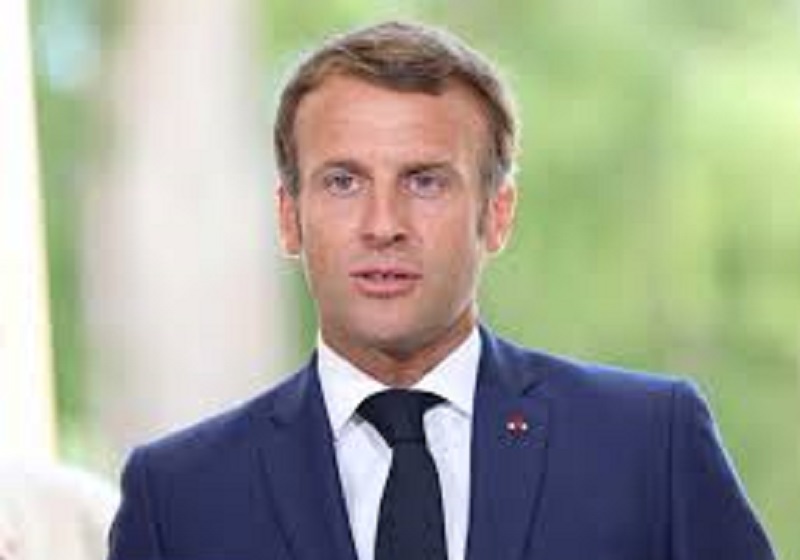 Emmanuel Macron : son tailleur très sollicité par les célébrités