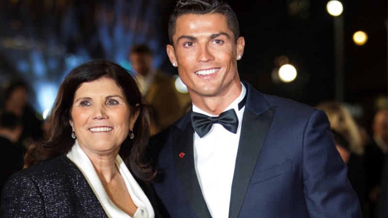Cristiano Ronaldo : Voici le cadeau offert à sa mère pour la fête des mères portugaises (photo)