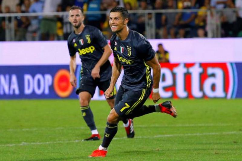 Cristiano Ronaldo libère la Juventus Turin des griffes du petit poucet Frosinone (vidéo)