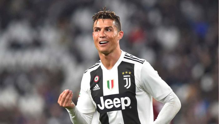 Juventus : étonnant geste de Cristiano Ronaldo après son but (vidéo)