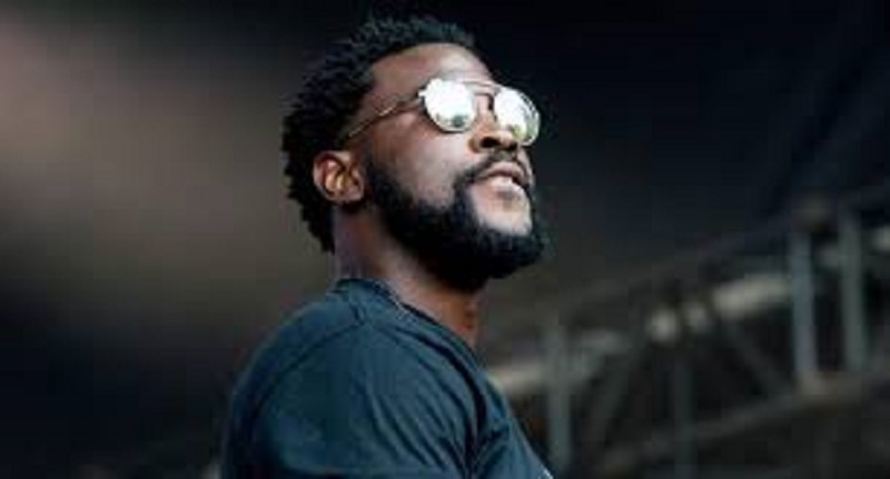 Damso : le jour où sa mère lui a fait lire la Bible après avoir écouté sa musique