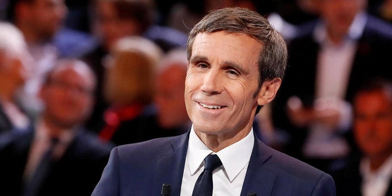 David Pujadas : ce rôle que le présentateur prend très au sérieux