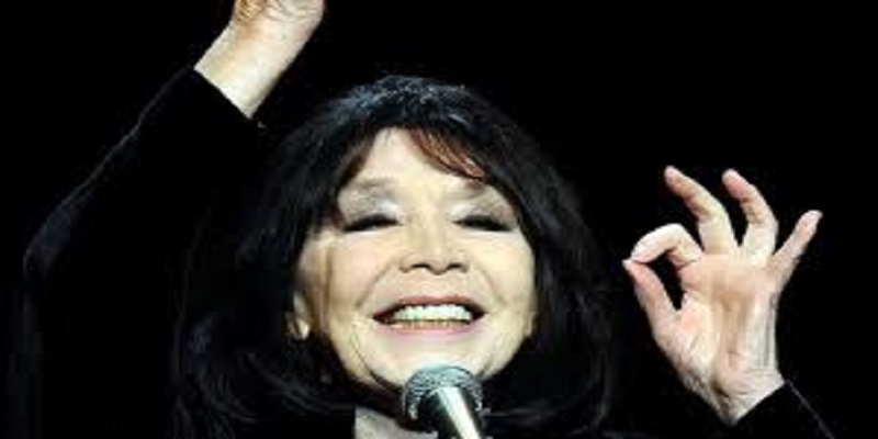 Décès de Juliette Gréco : l’hommage d’Emmanuel Macron à la chanteuse