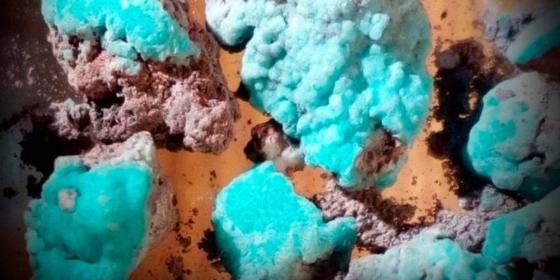 Découverte d’un nouveau minéral qui pourrait entrer dans la fabrication des batteries (photo)
