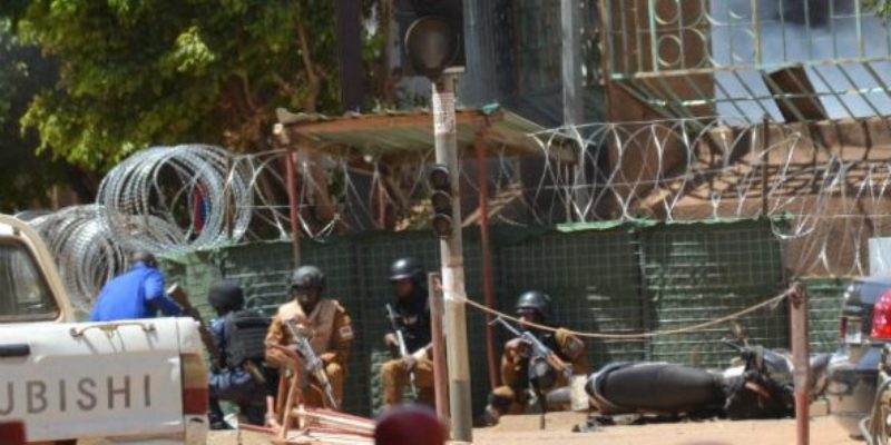 Kenya : une alerte des États-Unis sur une attaque terroriste crée la polémique