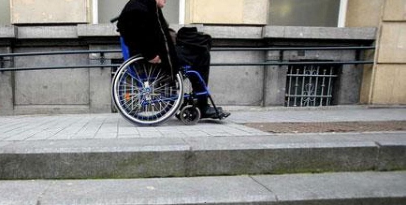 Des Bretons surprennent en pleine nuit un cambrioleur en fauteuil roulant