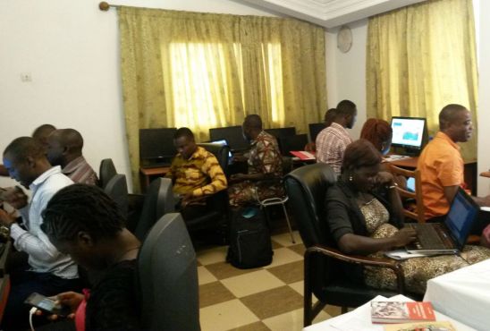 Des journalistes à l’école du Webjournalisme
