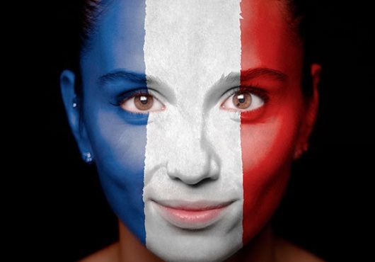 Destins croisés, plumes croisées