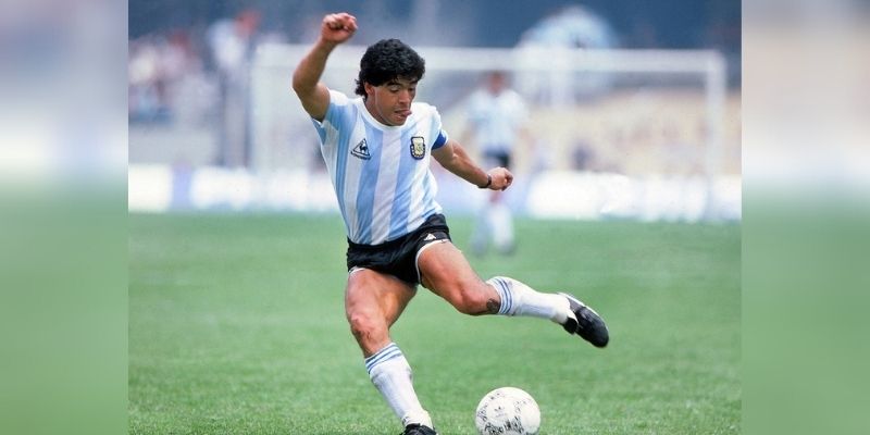 Diego Maradona : ce tatouage incroyable de cette fan a choqué sa fille