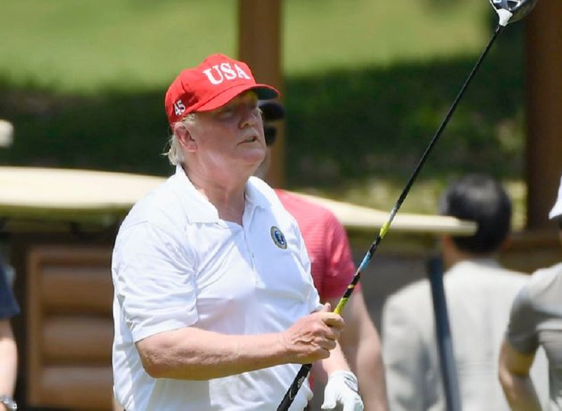 Donald Trump a dépensé plus en golf en 3 ans, que la famille Obama en 8 ans de voyage