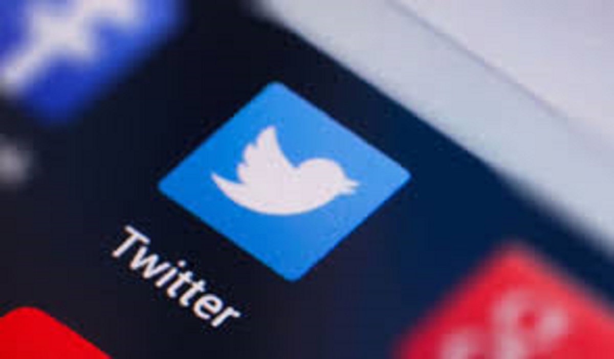 Donald Trump : banni de Twitter, le réseau social chute en bourse