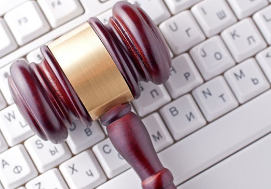Du maillet au clavier