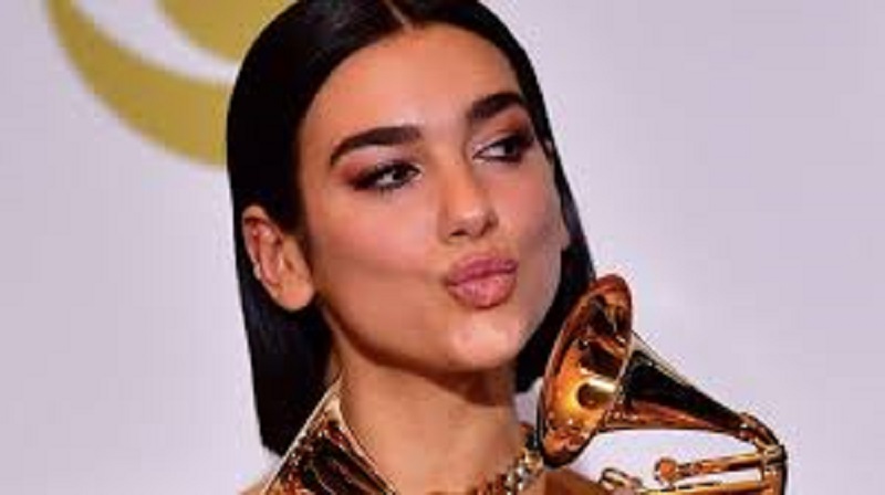 Dua Lipa : la chanteuse aurait pu ne jamais poursuivre sa carrière ; la raison