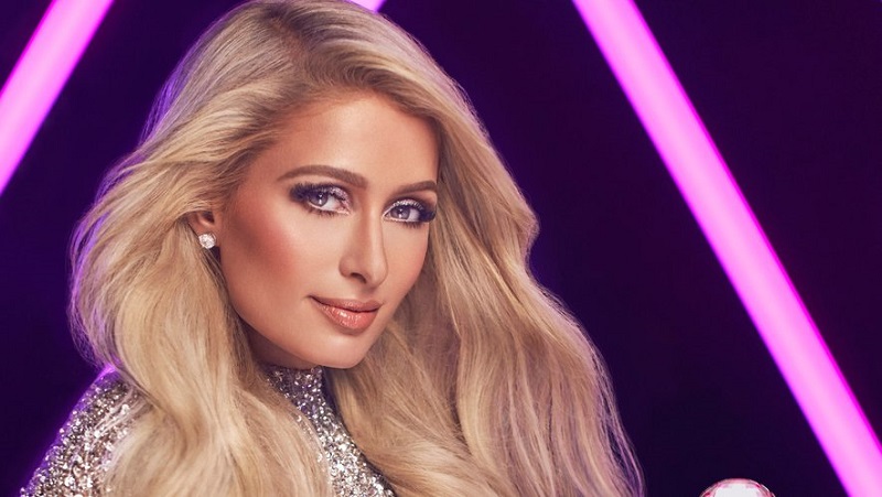 Election présidentielle américaine : Paris Hilton se moque de la candidature de Kanye West