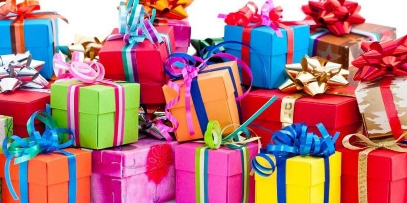 Elle avait reçu 2500 cadeaux à son mariage
