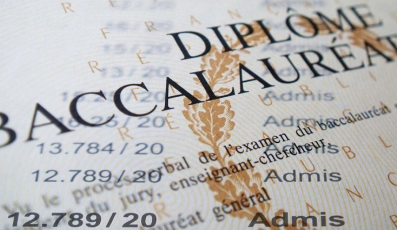 Elle décroche son BAC grâce à son job de « domestique »