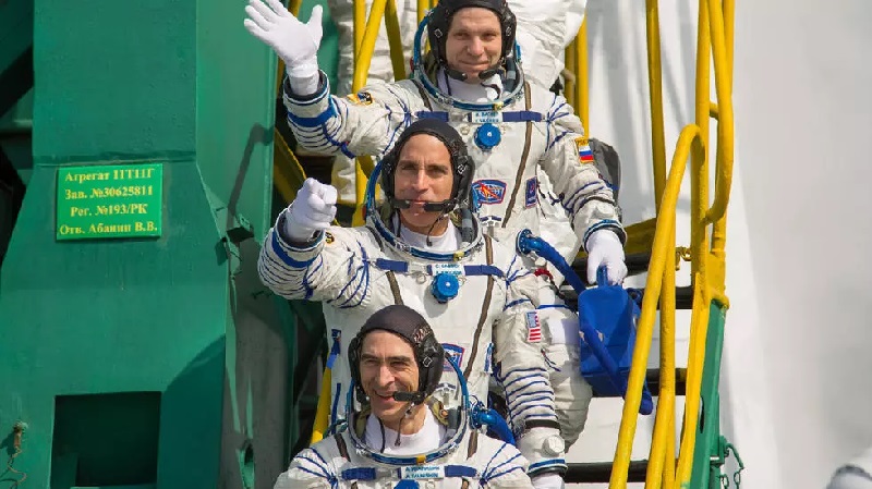Espace : retour sur Terre d’un équipage americano-russe