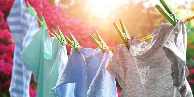 Est-il nécessaire de laver les vêtements neufs avant de les utiliser ?