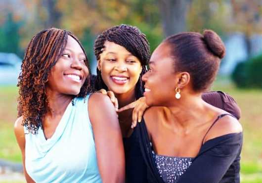 Les Zonta Clubs du Togo font des femmes pionnières, des icônes au mois de mars