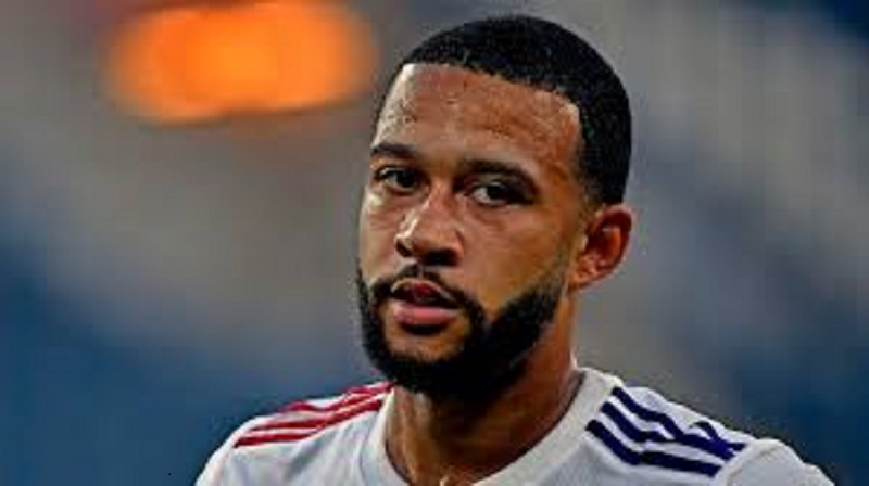 Twitter : Memphis Depay provoque la suspension de plusieurs comptes