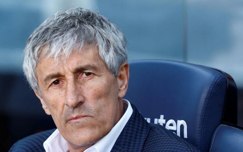 FC Barcelone : Quique Setién réagit aux rumeurs de départ de Messi