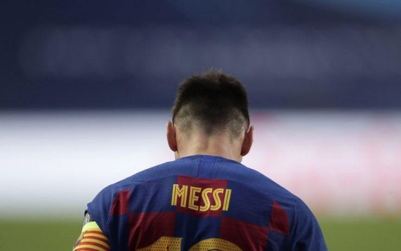 FC Barcelone : Voici les 5 raisons qui ont poussé Messi à demander son départ