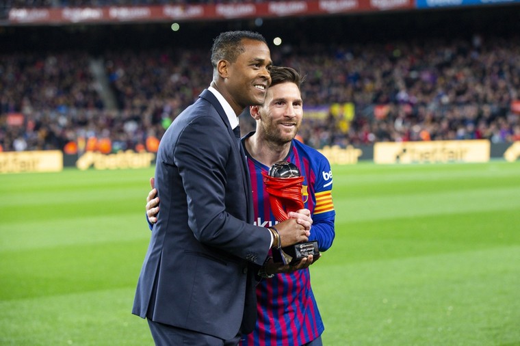 FC Barcelone : limogé au Cameroun, Patrick Kluivert reprend fonction