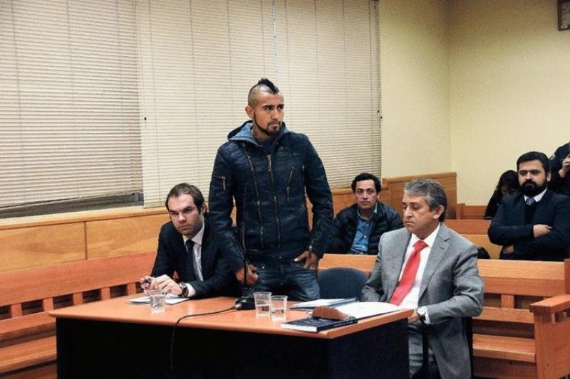 FC Barcelone : le ‘bad boy’ Arturo Vidal écope d’une lourde sanction !