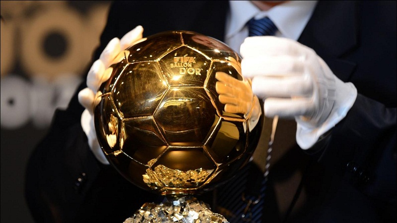 FIFA 20 : Qui sera le ballon d’or 2020 ? Messi, Cristiano, Neymar et Mbappé zappés