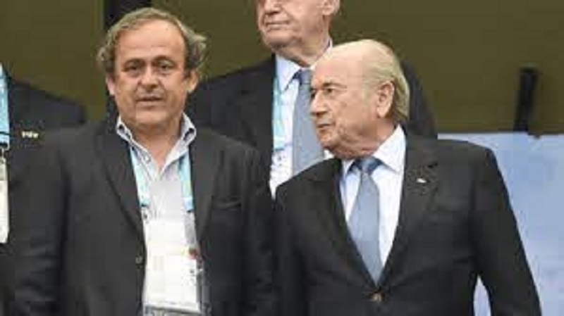 FIFA : Platini et Blatter poursuivis pour escroquerie